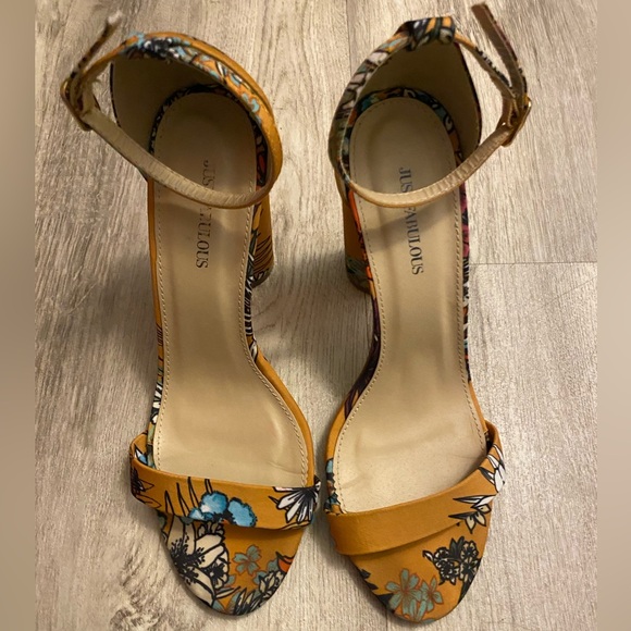 JustFab Salona Cylinder High Heels Mustard Multicolor Floral Block Sandals 8.5 - Picture 6 of 16